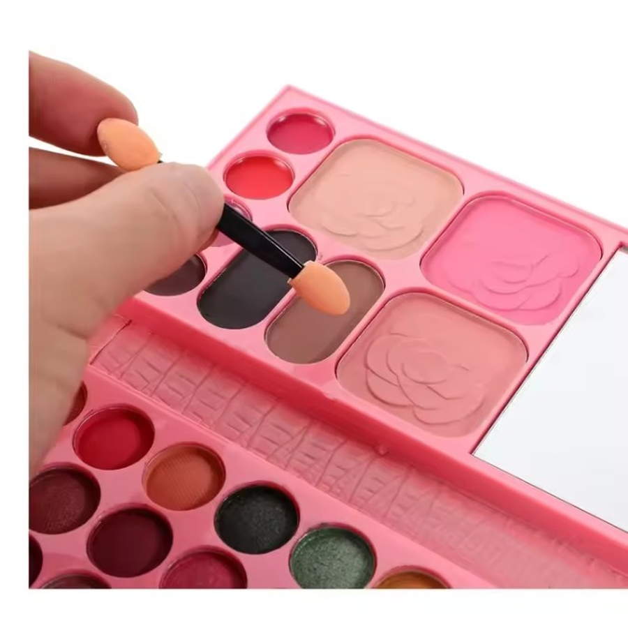Makeup palette